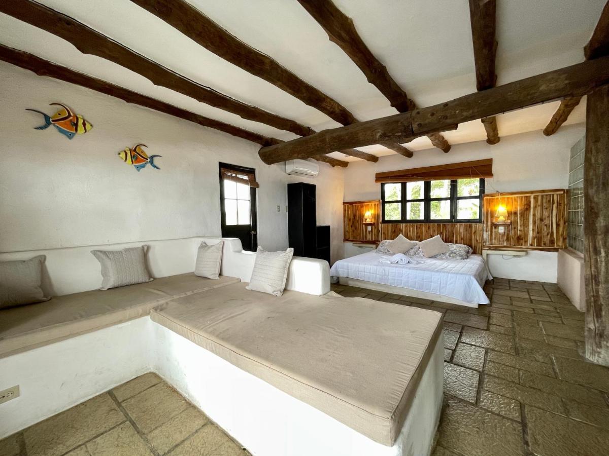 Johnnys Place Hotel Monterrico Ngoại thất bức ảnh