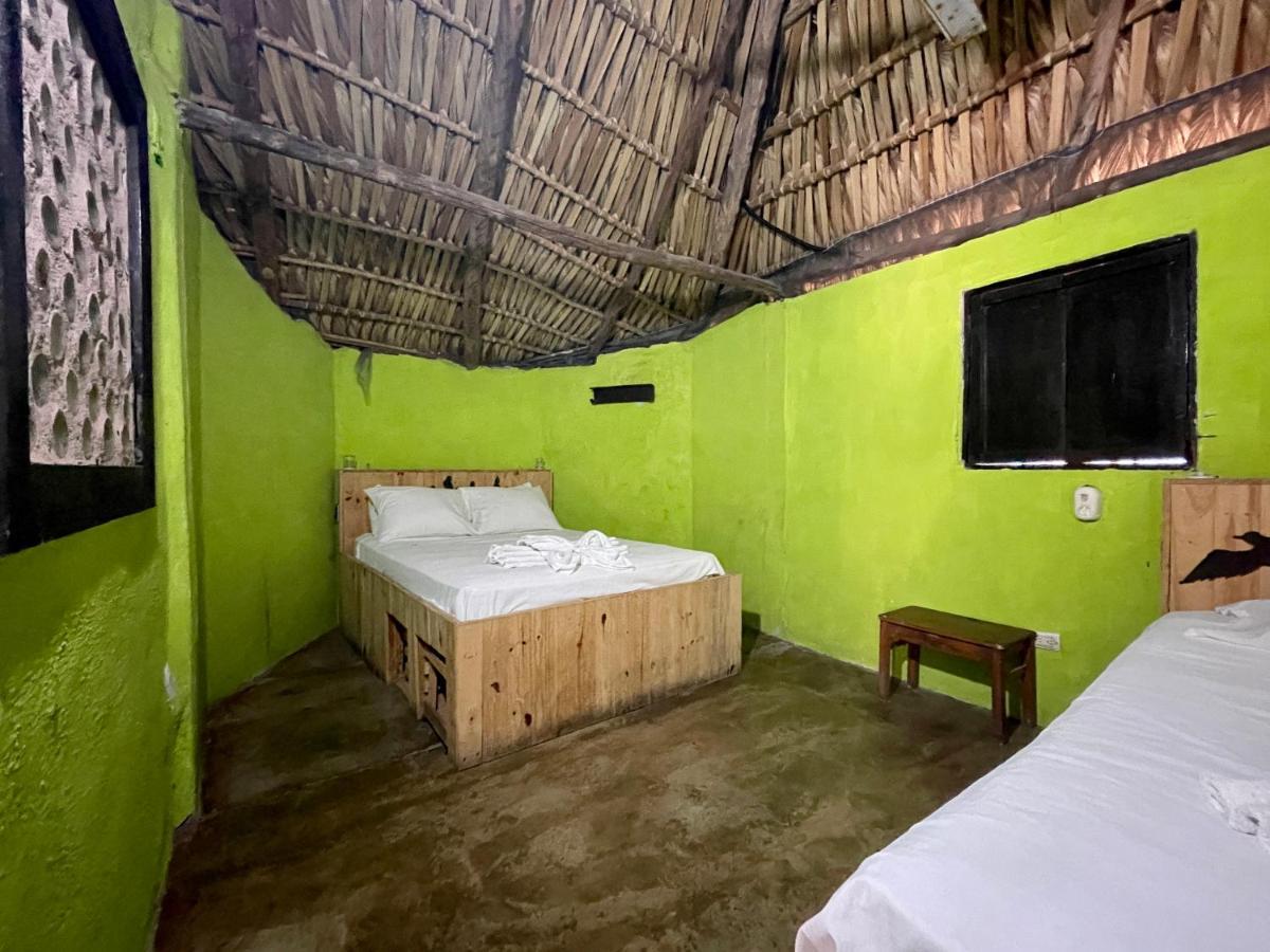 Johnnys Place Hotel Monterrico Ngoại thất bức ảnh