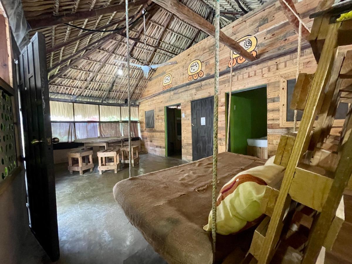 Johnnys Place Hotel Monterrico Ngoại thất bức ảnh