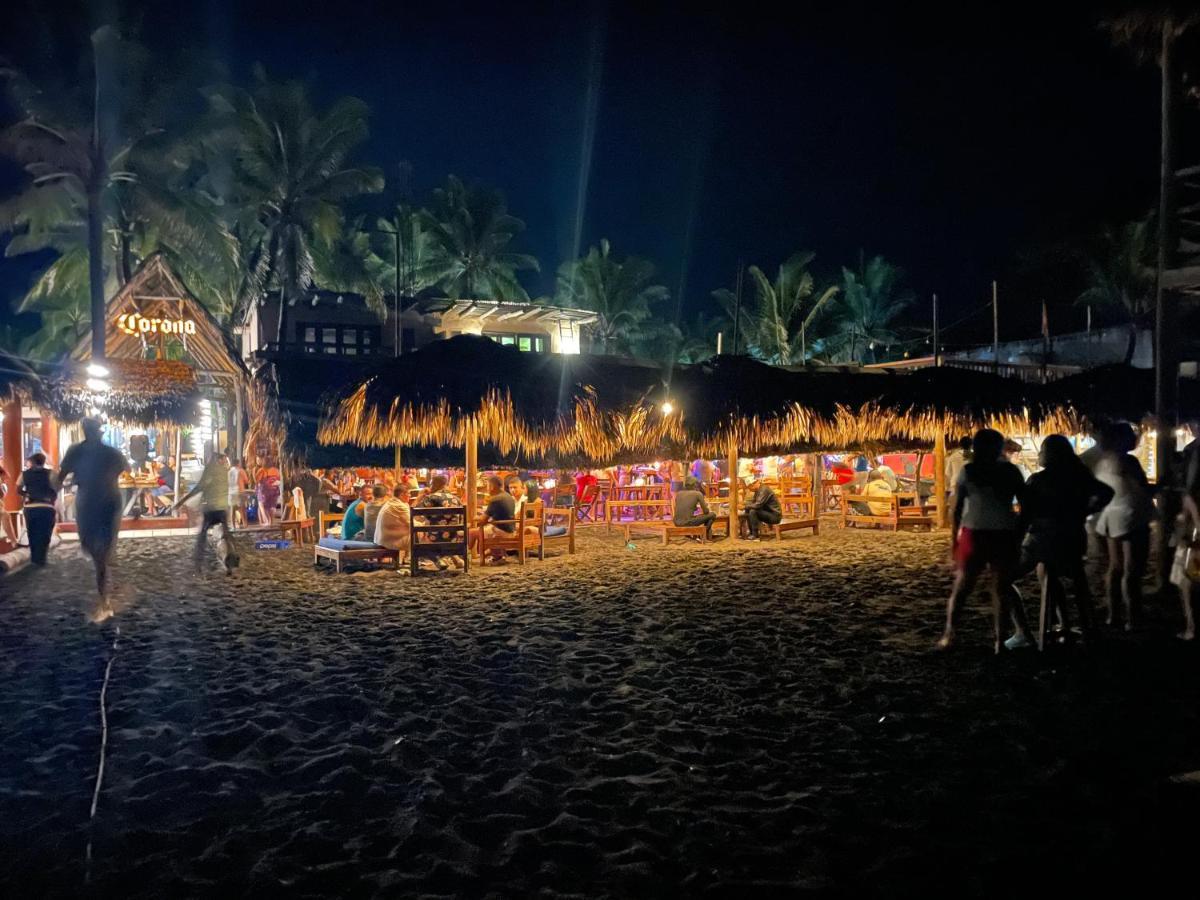Johnnys Place Hotel Monterrico Ngoại thất bức ảnh