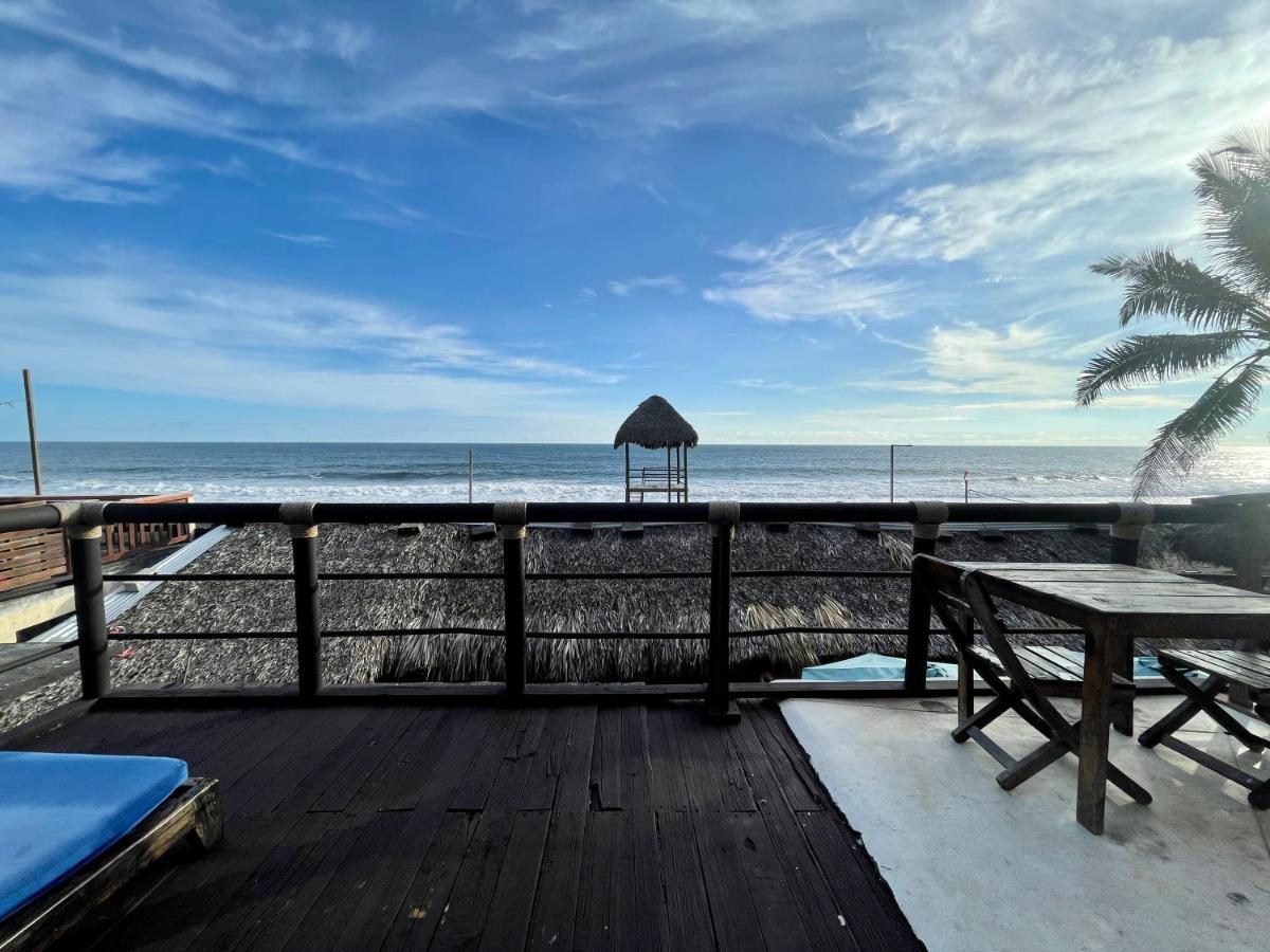 Johnnys Place Hotel Monterrico Ngoại thất bức ảnh